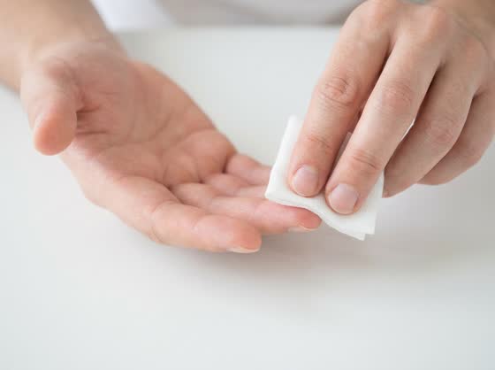 Clean the side — Wipe the side of the fingertip — then let the alcohol dry completely.